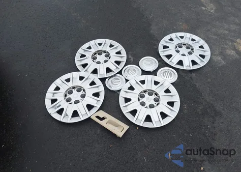 2004 Lincoln Town Car Signature из США, поврежденный, VIN 1LNHM81W14Y604636